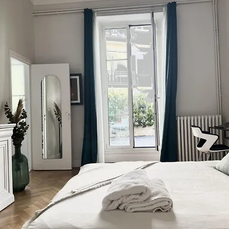 Apartmán Superbe De 105 M2, Hyper Centre Avec Terrasse, Parking, A 5 Min De La Nice