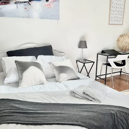 Superbe De 105 M2, Hyper Centre Avec Terrasse, Parking, A 5 Min De La Apartmán Nice